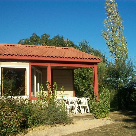 Les Chalets Des Mousquetaires Mirepoix (Gers) Exterior foto