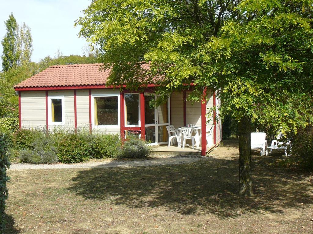 Les Chalets Des Mousquetaires Mirepoix (Gers) Quarto foto