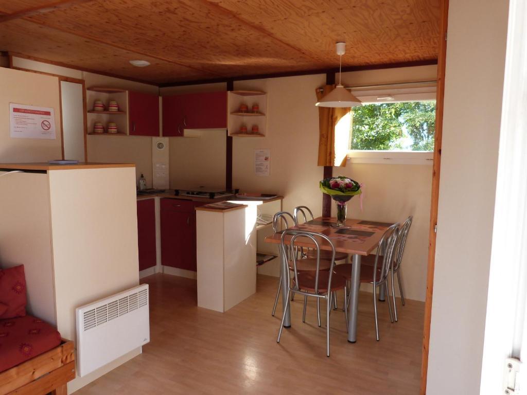 Les Chalets Des Mousquetaires Mirepoix (Gers) Exterior foto