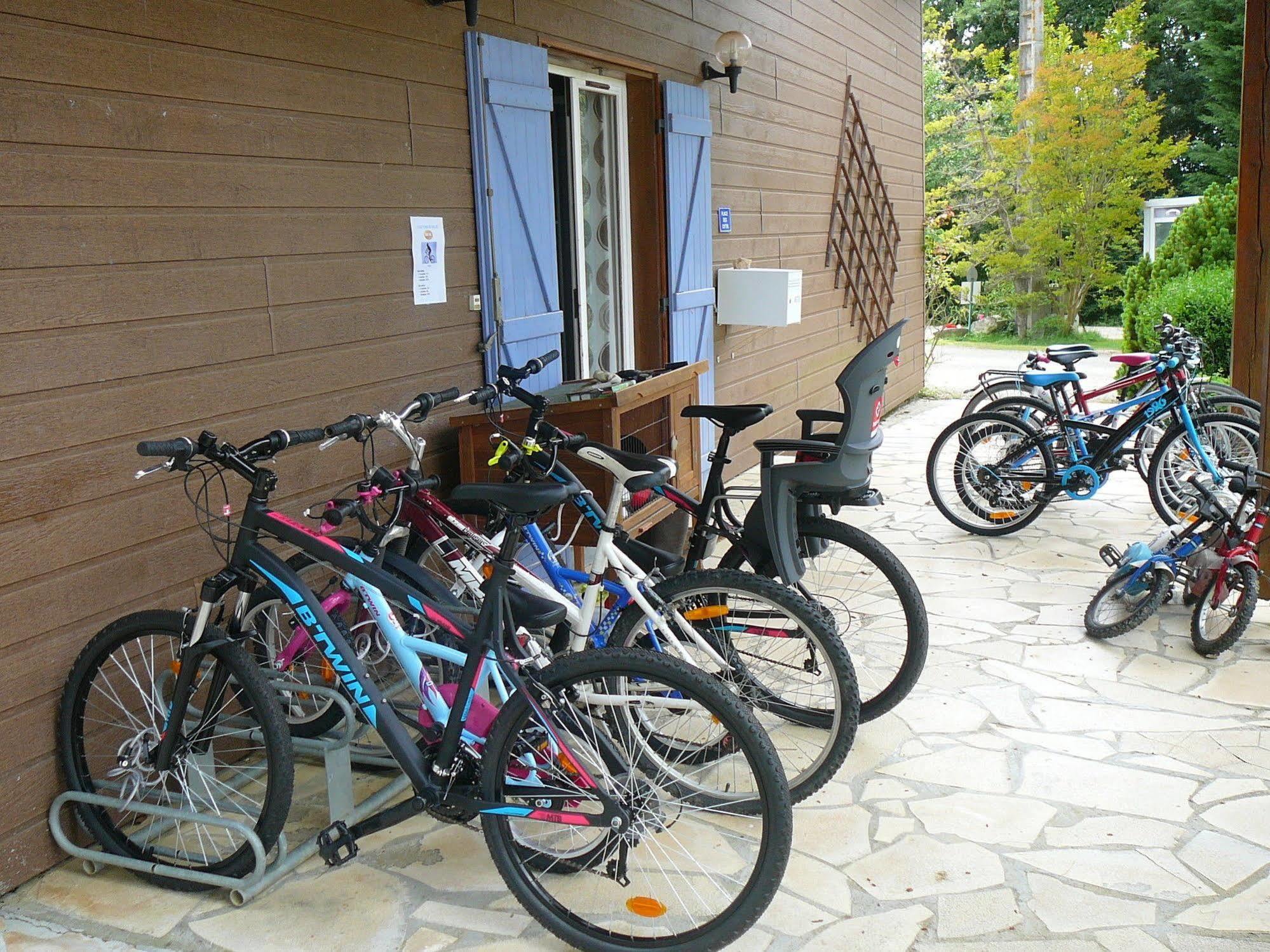 Les Chalets Des Mousquetaires Mirepoix (Gers) Exterior foto